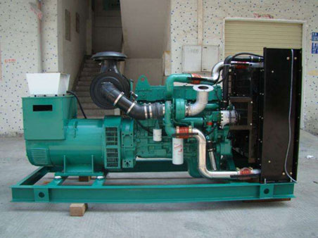 峨眉山1100kw康明斯柴油发电机组